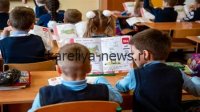В России утвердили новые правила для школьных учебников: что изменится с 2027 года