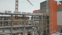 В Петрозаводске строители БСМП работают без зарплаты уже три месяца: ситуация на грани срыва