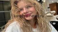 Саша Бортч впечатлила поклонников прогулкой по набережной Петрозаводска в 2026 году
