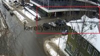 В Петрозаводске запретили парковку у здания ГИБДД: причины и последствия для водителей